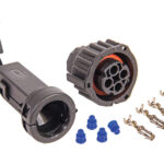 Pistik 4-klemmiga AMP