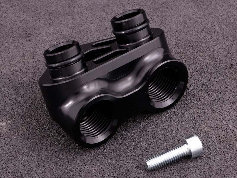 2327--8hp_oil_cooler_dapter_n57_type4--01 8HP õlicooleri adapter 8HP75 N57 AWD X5 X6 - TÜÜP 4 - Image 1