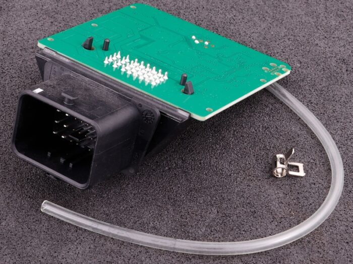 2333--maxxecu_mini_board_with_connector_kit--02